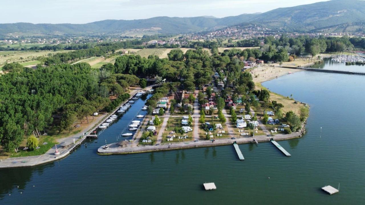 Camping Village Punta Navaccia 투오로술트라시메노 외부 사진